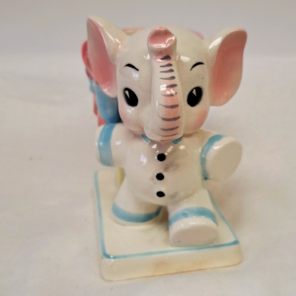 Mid Century Modern Napcoware baby elephant nursery planter - Picture 3 of 9